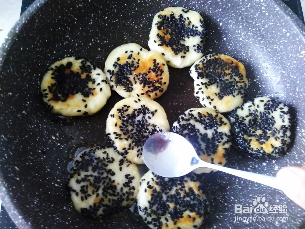 橙汁糯米芝麻饼