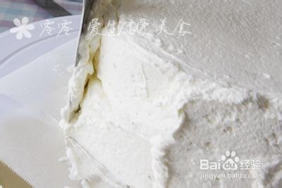 渐变奶油裱花生日蛋糕