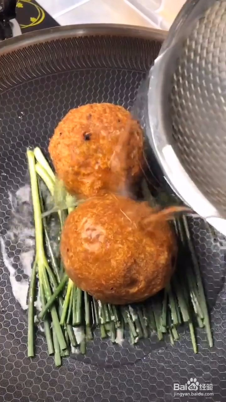 如何制作红烧狮子头