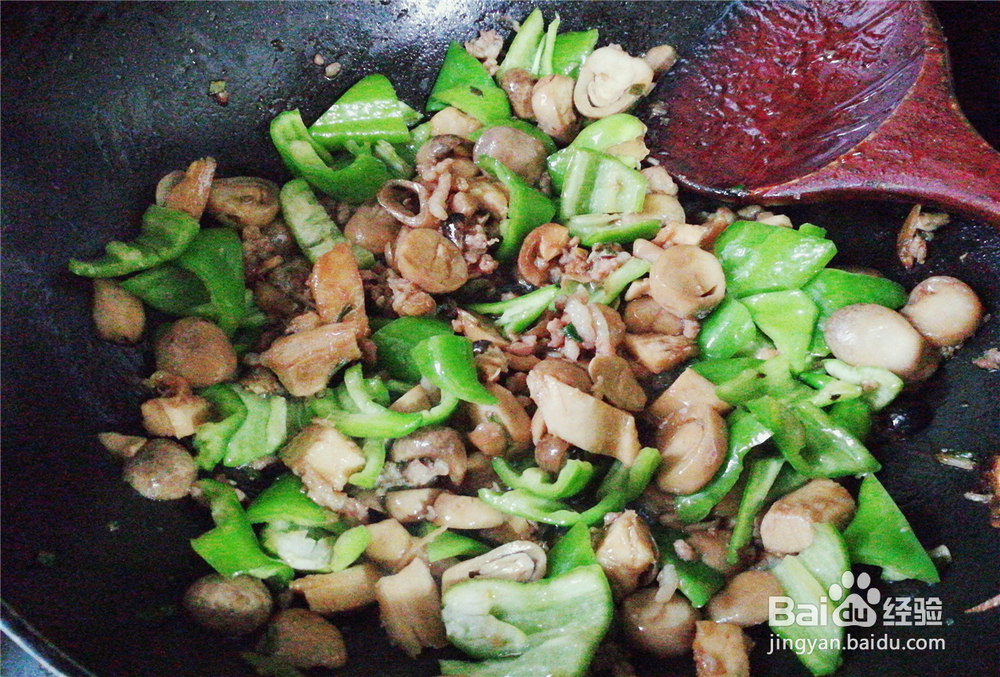妈妈教我做的尖椒草菇鸡肉
