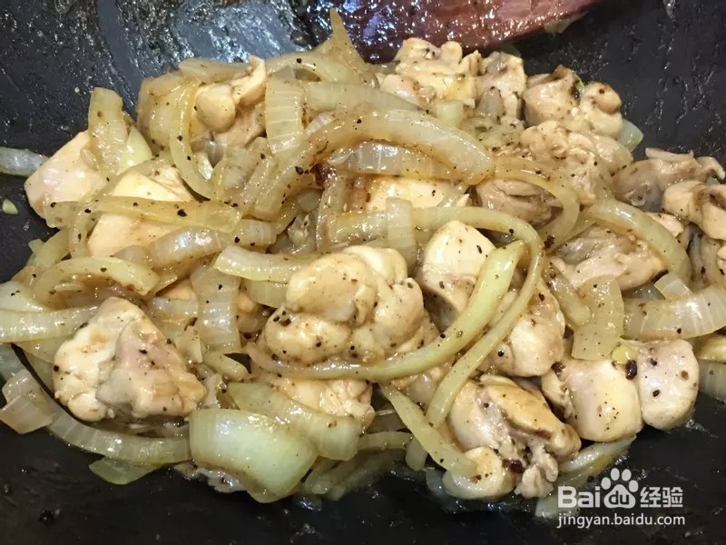 怎样做出家常菜系列之黑胡椒洋葱鸡腿