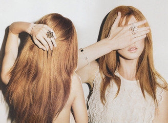 闺蜜之间出现了第三人，怎么办？