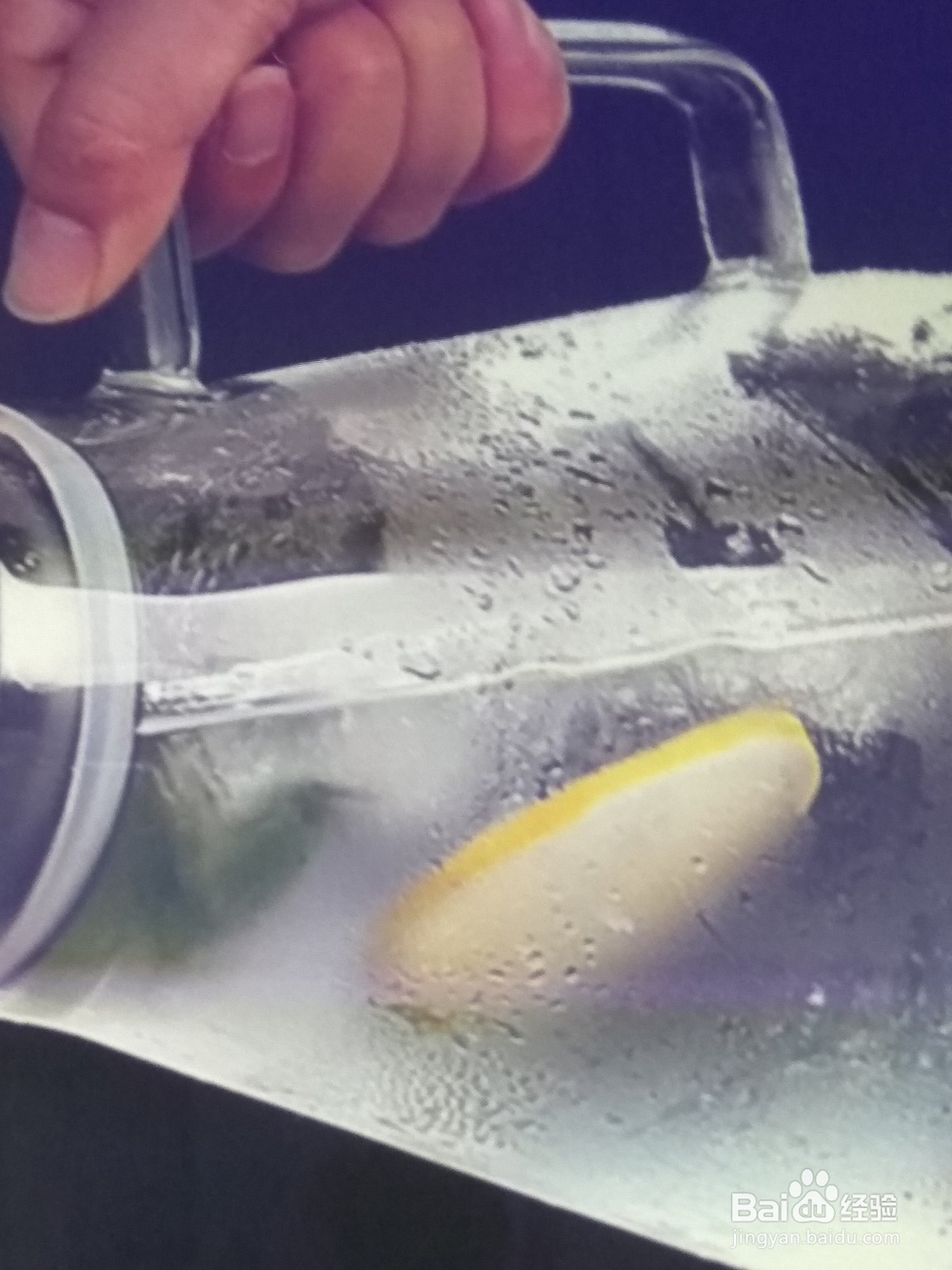 夏季用柠檬泡水喝需要注意的事项