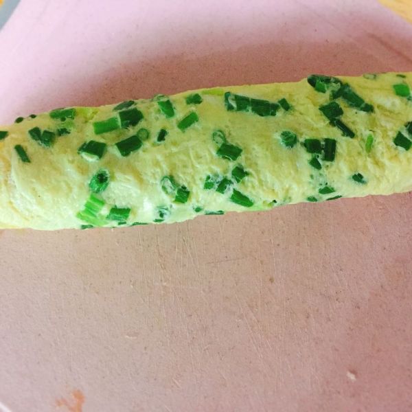 鸡蛋午餐肉卷饼