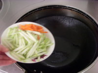 红就是红绿就是绿——蒲子炒胡萝卜