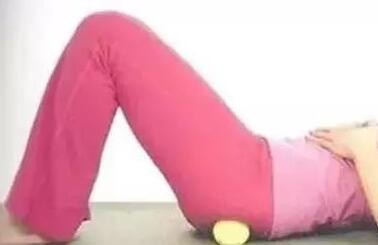 腰痛只需两颗网球!