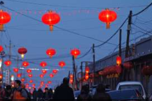 暖泉古镇怎么游玩？