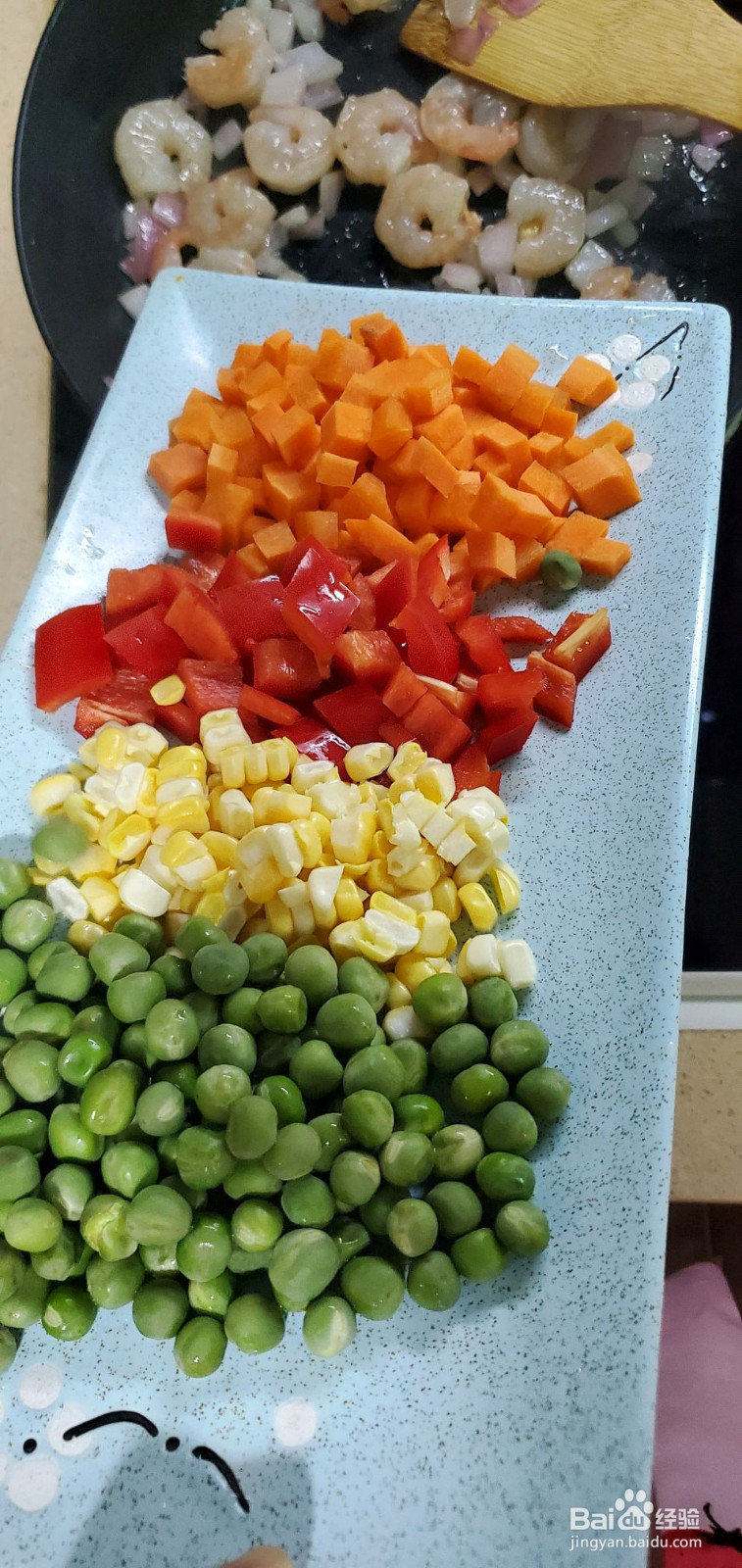 虾仁芝士焗饭的做法