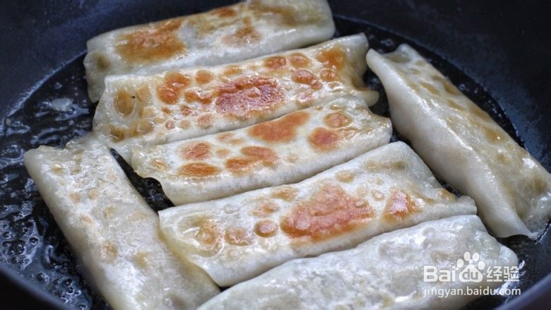 脆底猪肉洋葱锅贴