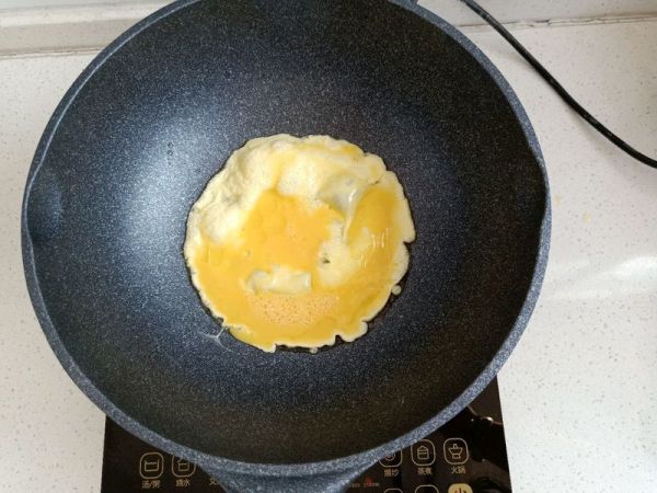 青椒火腿炒鸡蛋