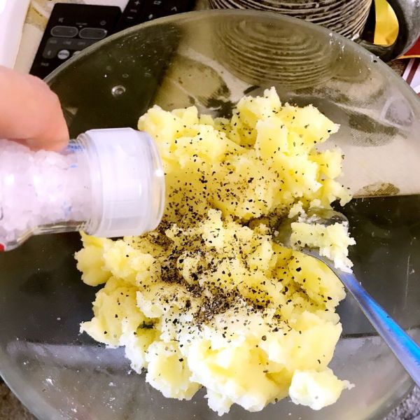 芝士焗千层牛肉土豆泥