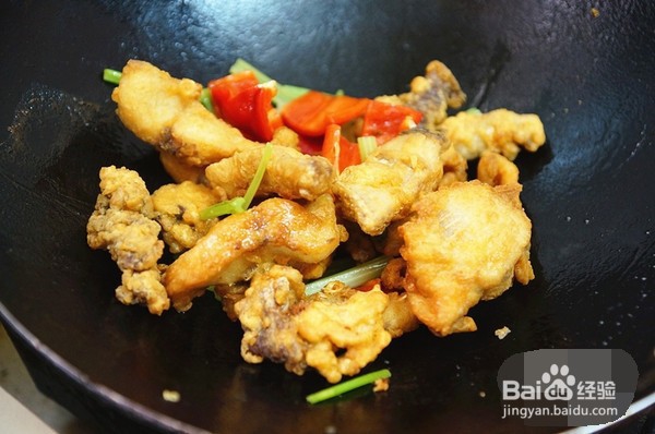 椒盐鱼骨的做法过程