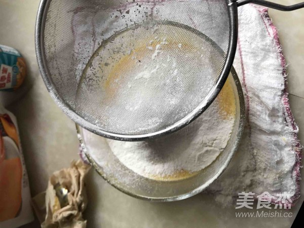 戚风蛋糕卷的做法