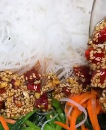 菠菜拌粉丝的做法