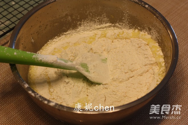 樱花肉松蛋糕卷