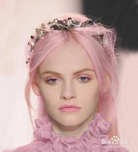 约会必备甜美公主发型，爱美的妹子快收藏起来吧