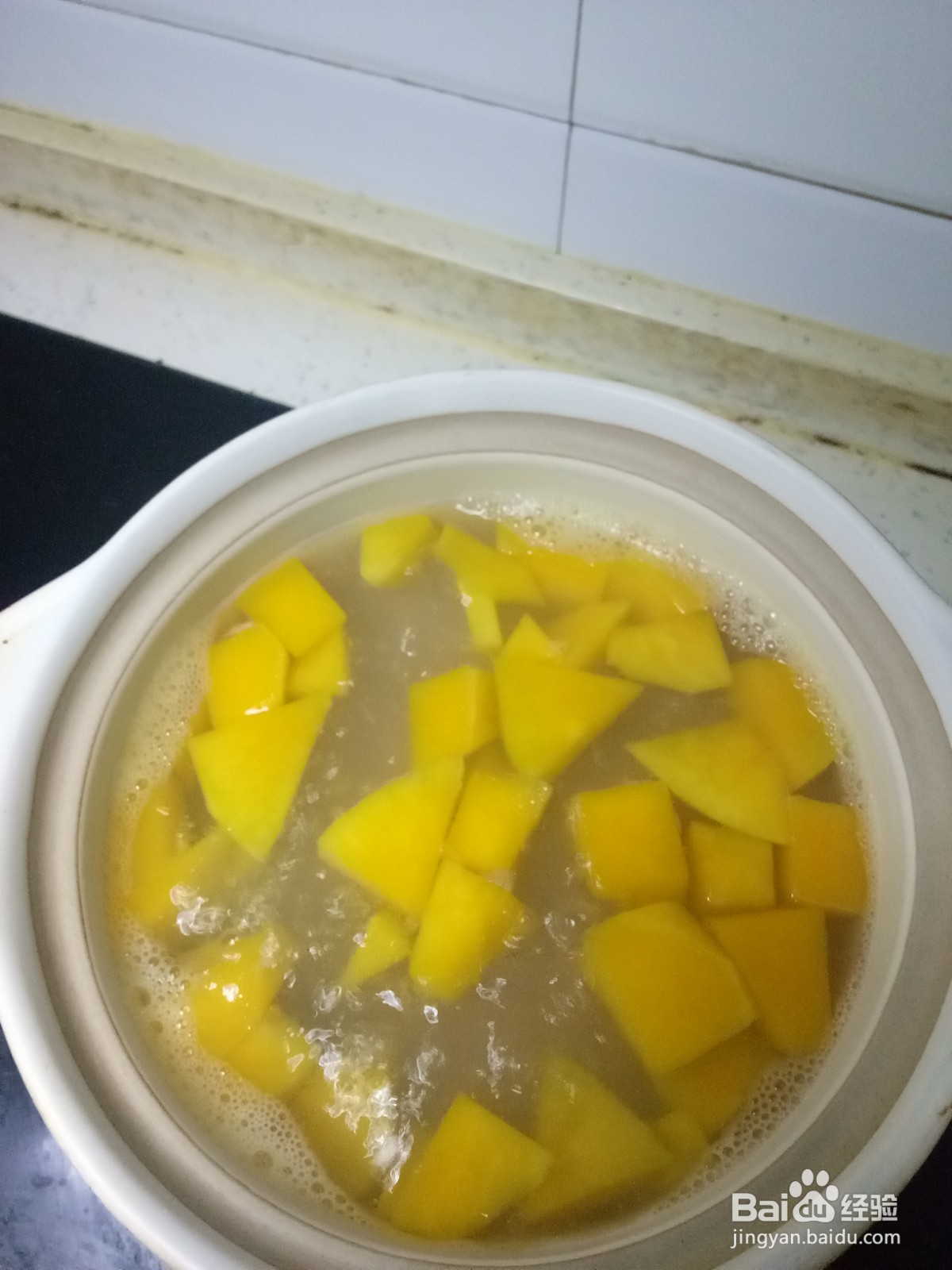 南瓜燕麦片汤圆粥