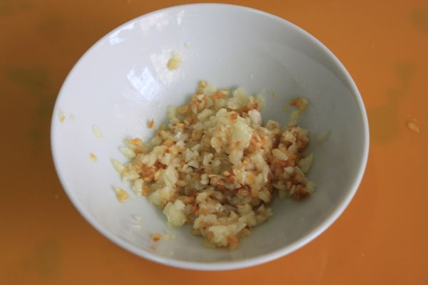 金银蒜粉丝蒸丝瓜