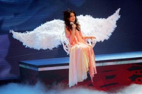 当我还是一个懵懂的女孩……这首歌的歌名是什么