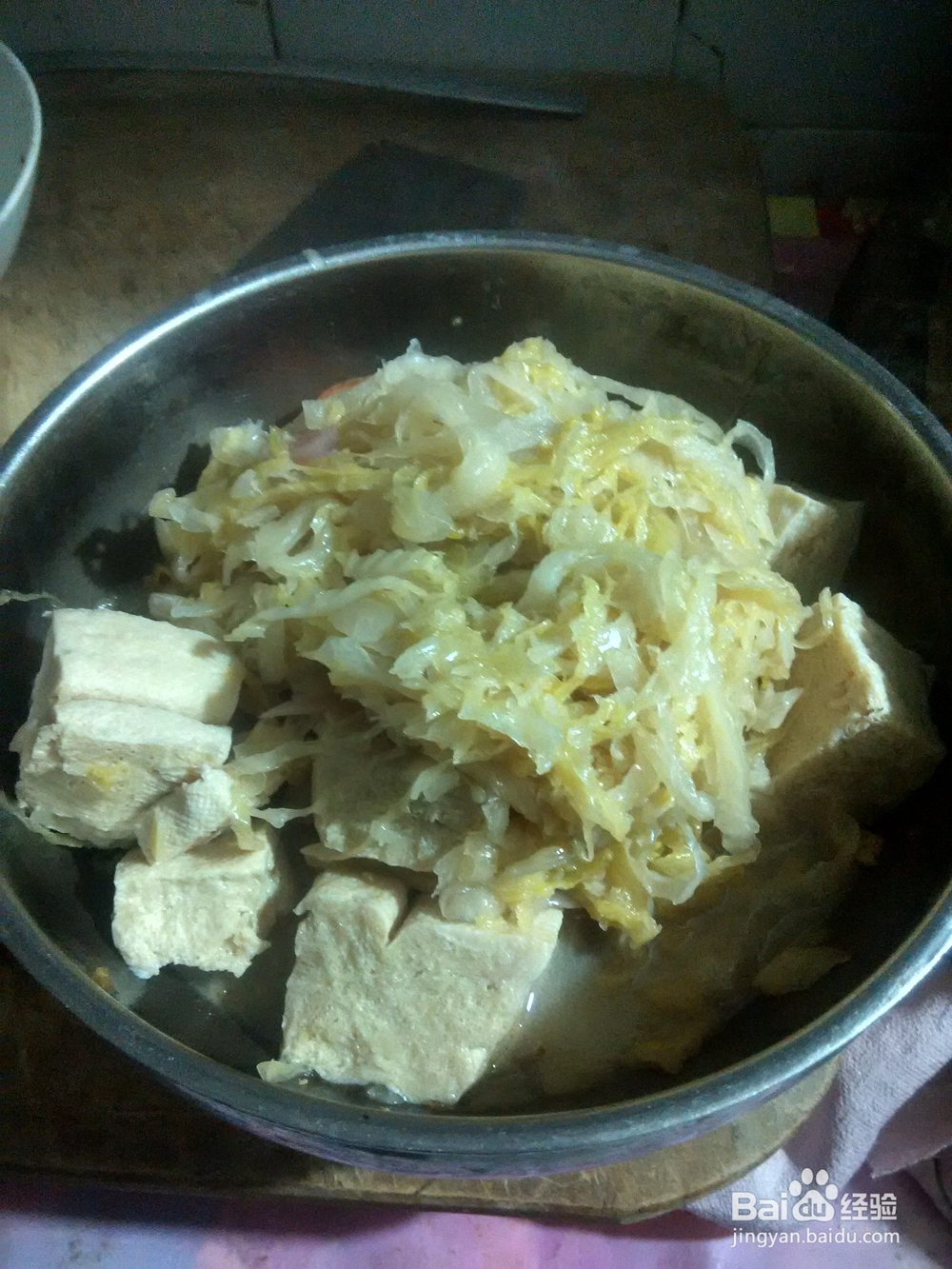 简单之酸菜炖冻豆腐