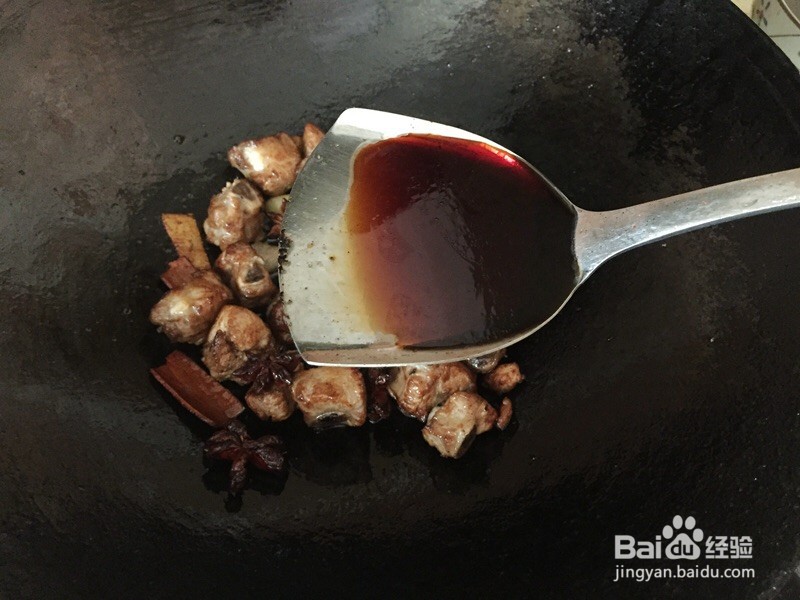 土豆红烧排骨的做法