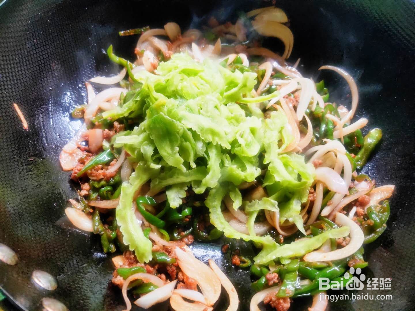 黄瓜青椒洋葱炒碎肉---养生菜系列