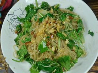 凉拌青菜粉丝怎么做？