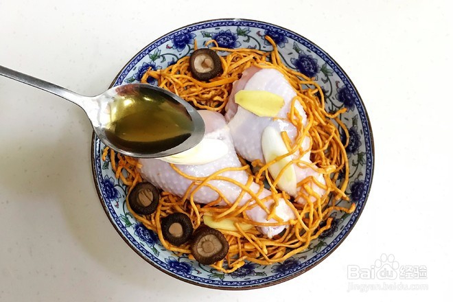 营养的虫草蒸鸡腿