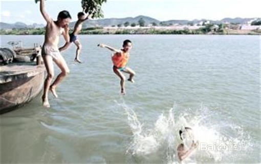 学校对学生应进行哪些安全教育