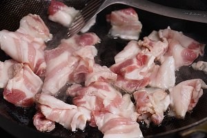 怎么做干锅五花肉花菜