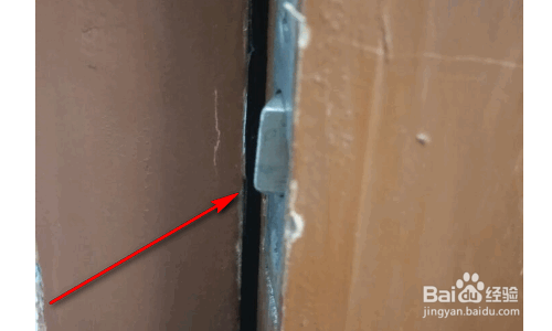 被锁在房间里面了怎么办？（球形锁怎么开？）