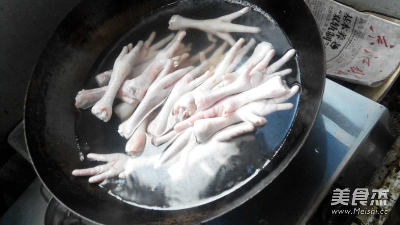 红烧鸡爪的做法