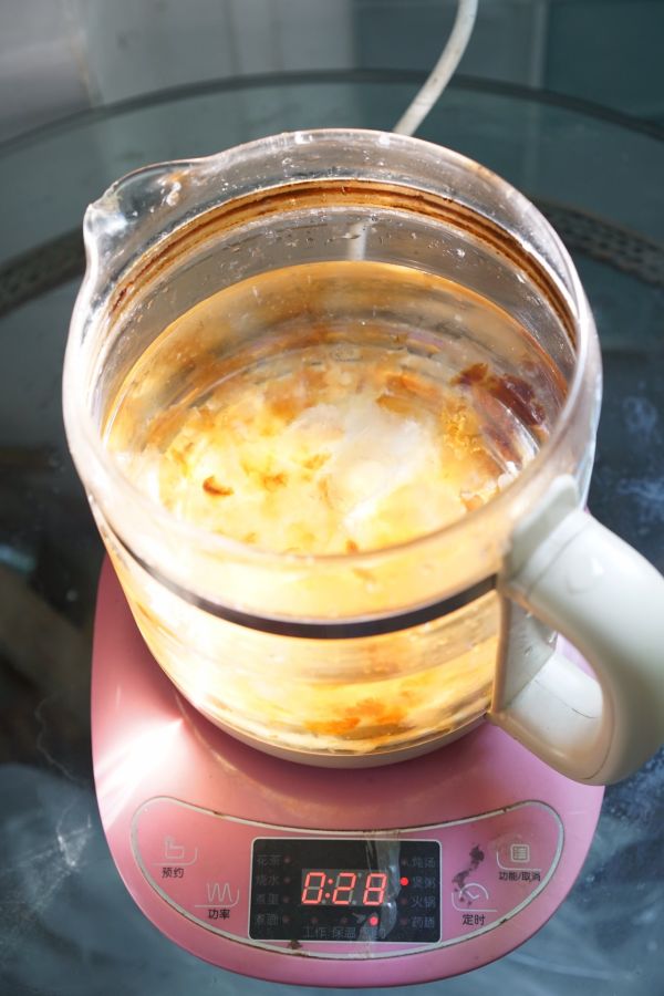 桃胶银耳雪梨汁