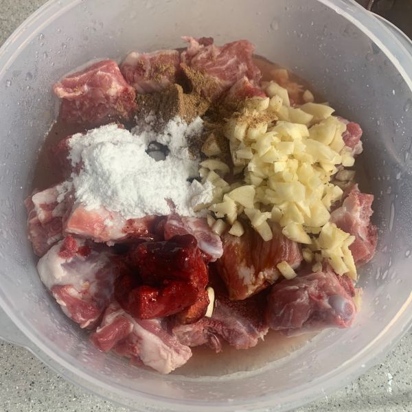 家常蒜香炸排骨