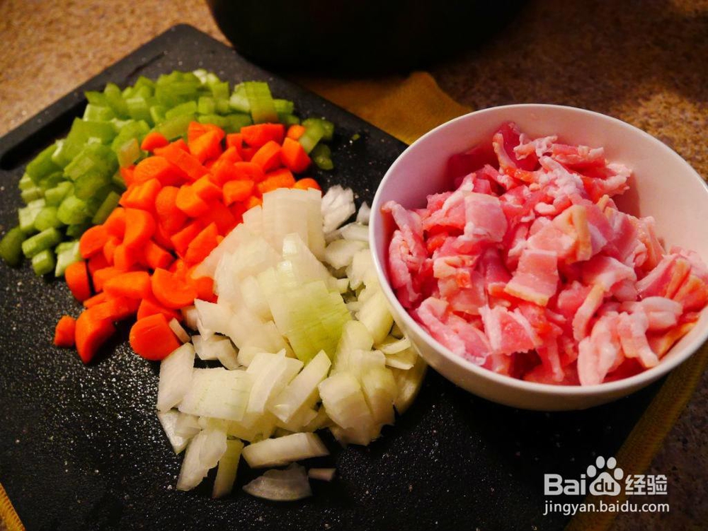 宝宝也爱吃的培根奶油土豆浓汤