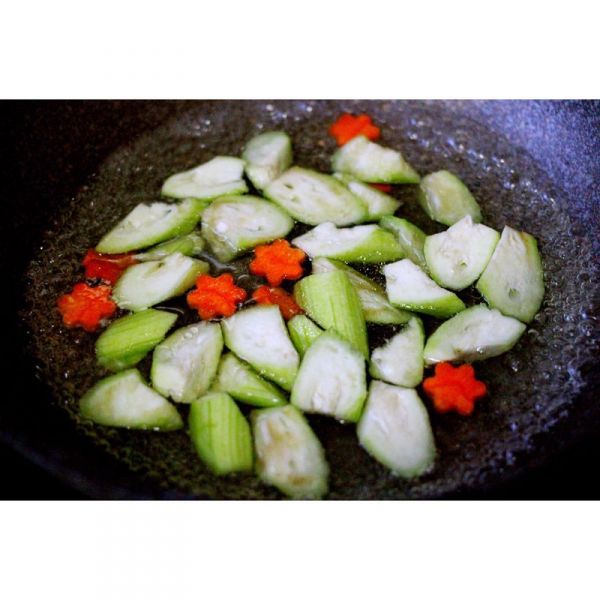 丝瓜海米鸡蛋羹