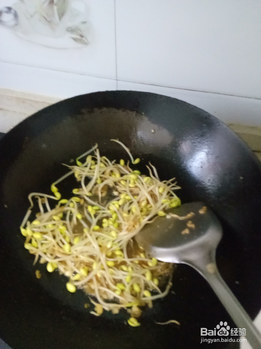 家常豆芽炒鸡蛋