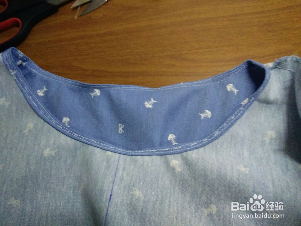 简单可爱的连衣裙