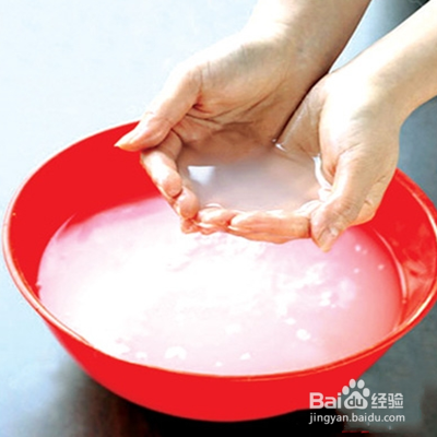 淘米水的妙用方法