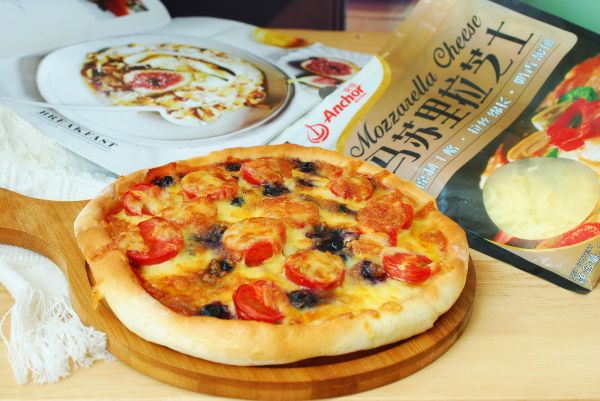 蓝莓水果拉丝披萨