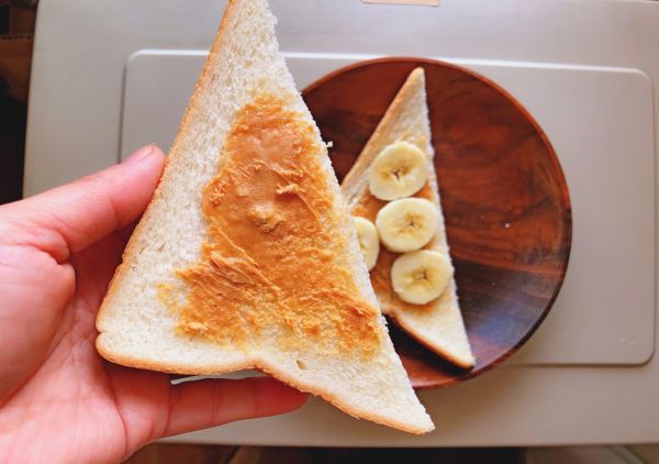 香蕉花生酱法式吐司