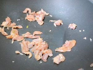 养生食补茄子炒肉的做法