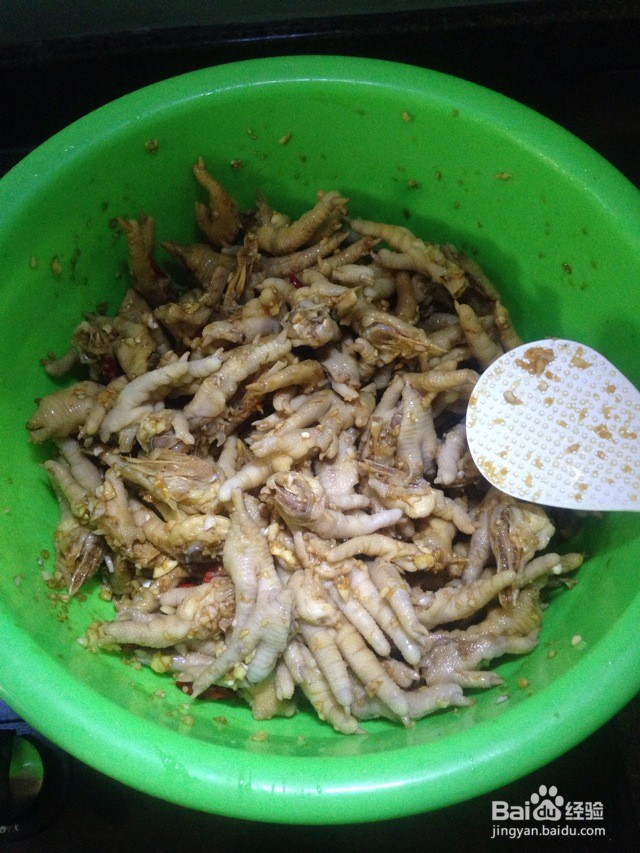 嫩鸡爪凉拌的做法