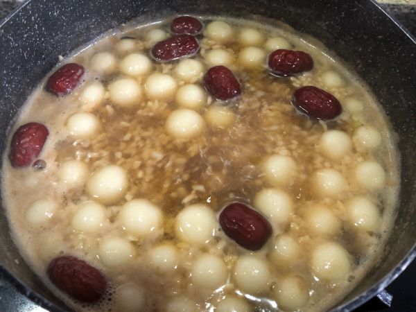 桂花酒酿小元宵