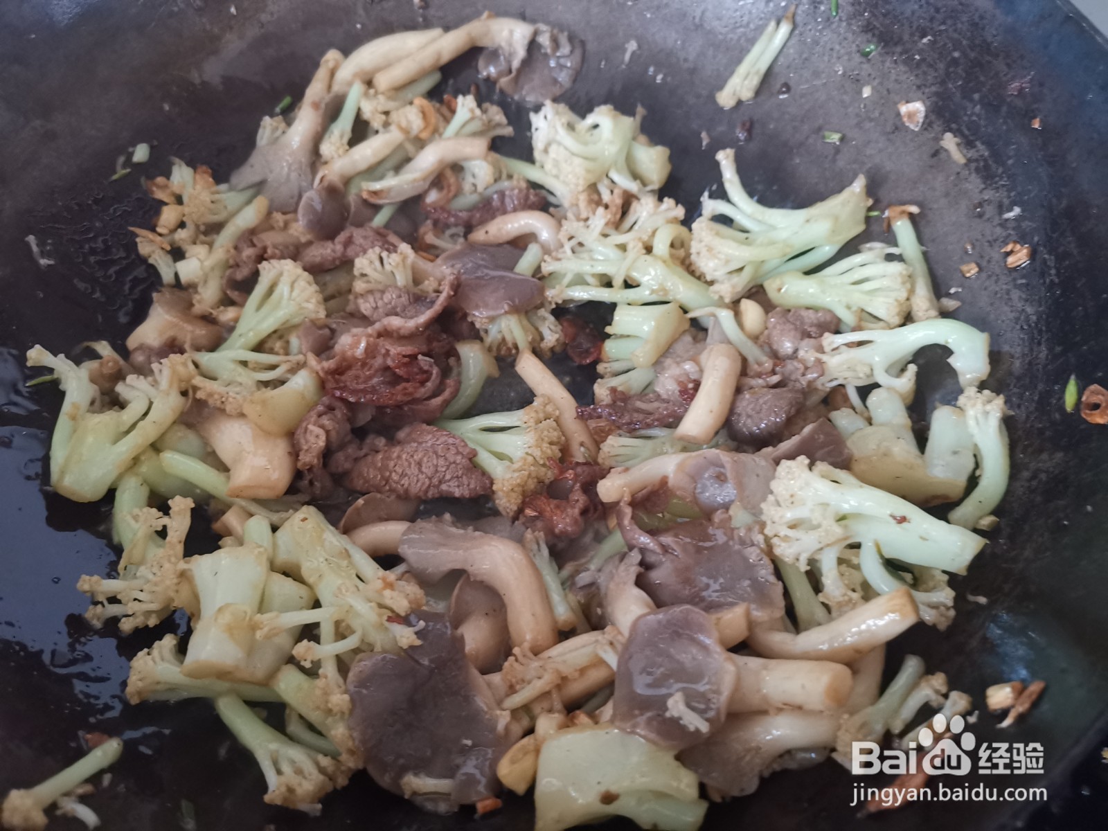 肉片炒香菇花菜