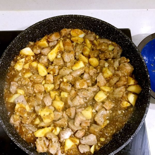 黑椒山药牛肉粒