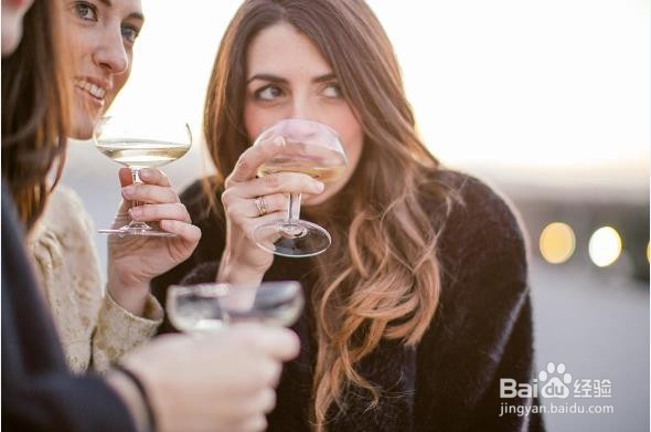 女性40以后饮酒对身体的影响