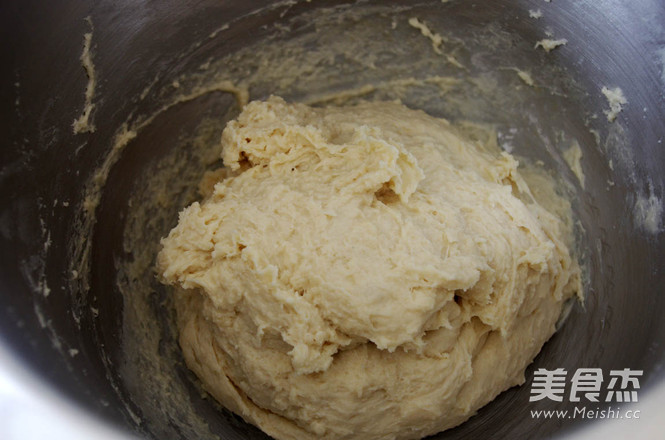 豆沙面包卷的做法