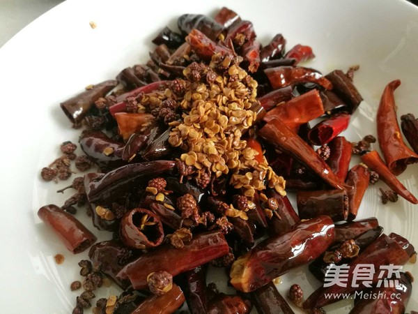 辣子鸡的家常做法