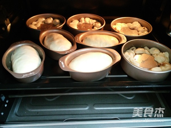 葡萄干酸奶小餐包